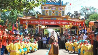 Lễ hội Dinh Thầy Thím - nét văn hóa tôn vinh truyền thống uống nước nhớ nguồn của người dân Bình Thuận